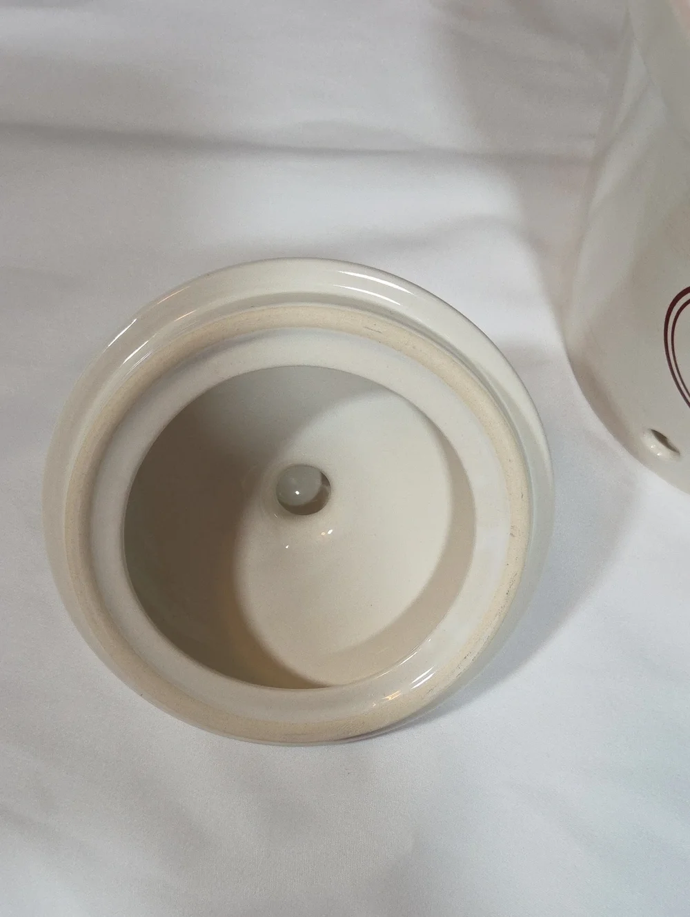 Sur la Table GARLIC Storage Jar with Lid 5